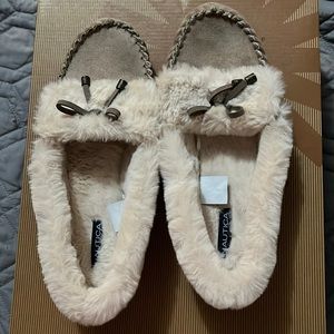 Nautica slippers